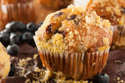 delectabledelight:  Homemade Blueberry Muffins for Breakfast (by brent.hofacker)  Smirk&hellip;..💋