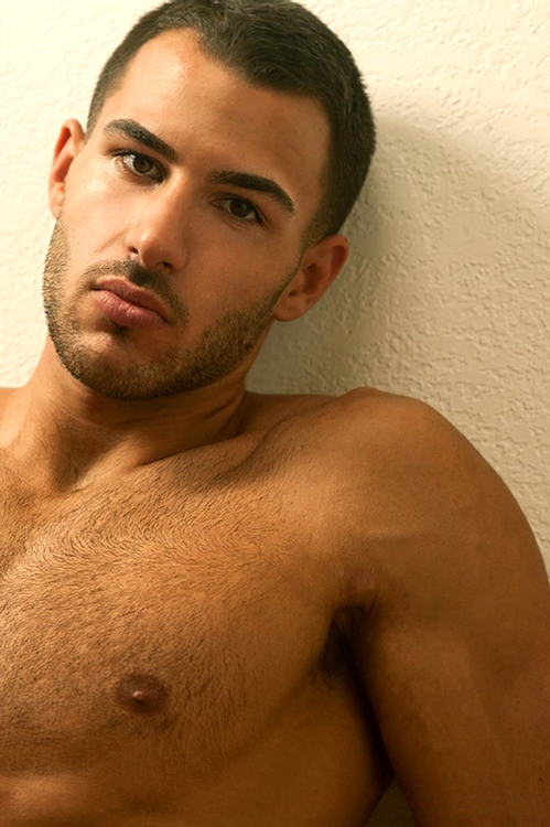 takemetobedandlosemeforever:  Milan Pfeisinger