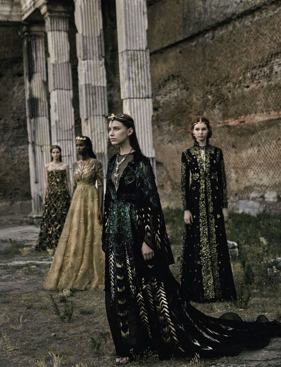 lisa401971:“VALENTINO HAUTE COUTURE f/w 2015” Sofia Tesmenitskaya, Leila Nda,