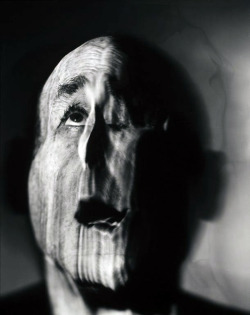 likeafieldmouse:  Irving Penn - Self-portrait (1995)