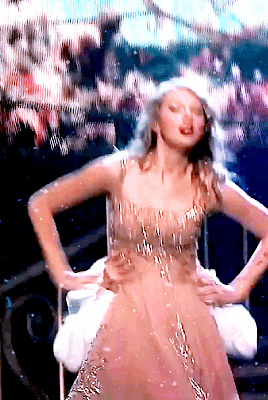 Speak Now Tour - Adorable Tay Part 3