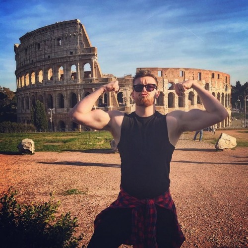 chrisjonesgeek:  Last day in Rome after an adult photos