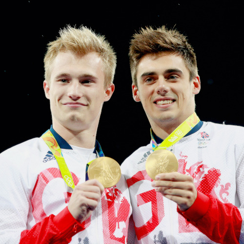 tomrdaleys:  Gold medalists Jack Laugher and Chris Mears of Great Britain pose during