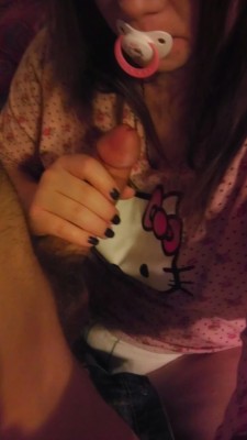lustbattery:  Daddy told me I needed to graduate to being a big girl…Big girls get rid of the paci’s and replace it with Daddy’s big fat cock.  Devotional Training.