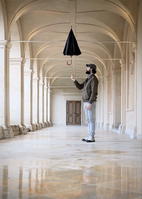 ohthentic:  littlelimpstiff14u2:  Romain Laurent some new ( Loop Portraits )   