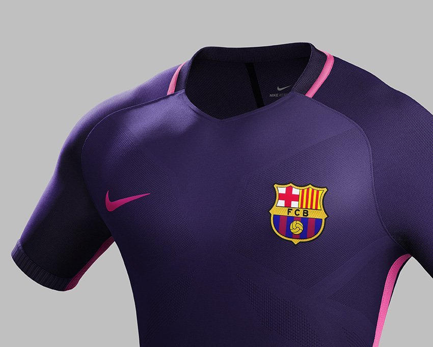 pocholavezzi:  2016/17 FC Barcelona away kit 