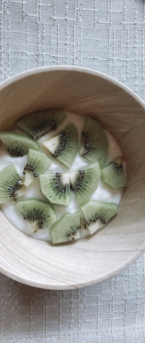Kiwi Greek Yogurt