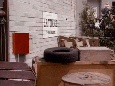 collegefun96:  machetelanding:  Sledge Hammer! (1986 - 1988)   😂
