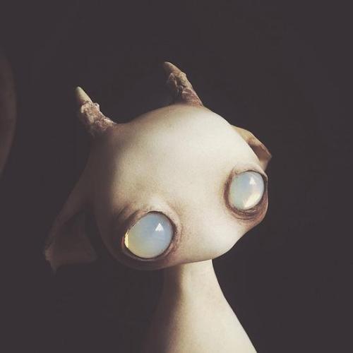 reniur-eht:   mahlimae 