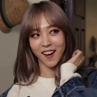 Moon Byul Yi icons.