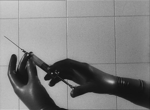 365filmsbyauroranocte:  Two People (Carl Theodor Dreyer, 1945): hands