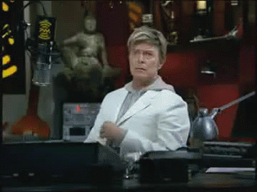rubyvroom:  snoopdogg420:  david bowie thats so rud e  *choking sounds* 