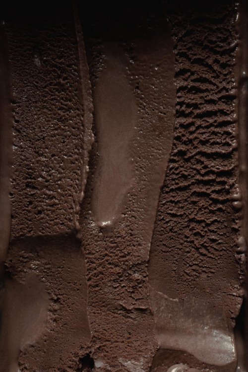 rouxlz-kaard: salticid: sweetoothgirl:Rich Chocolate Ice Cream And then they just jump right int