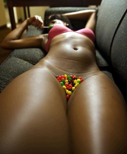 GOT DAMNNNN, I WANNA TASTE THE RAINBOW!