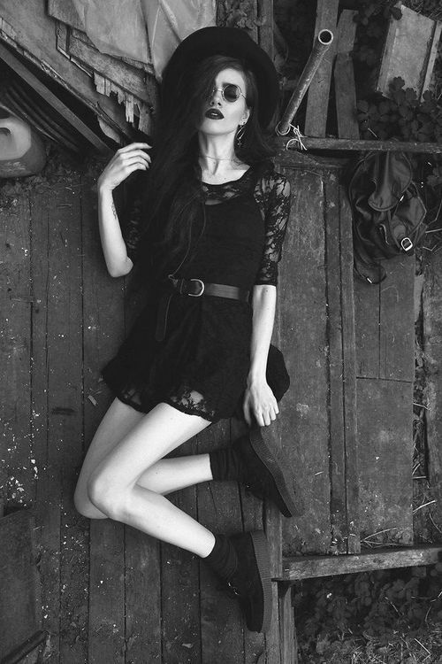 thebeautifulandthedark:  (x)
