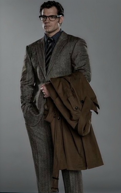 henrycavillworld:  Clark Kent / Superman photoshoot  from DC Extended Universe 
