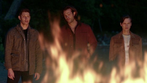 savemecastiel: justanotheridijiton:thought that looked familiar I KNEW IT LOOKED FAMILIAR