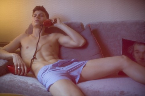 i-pat:  portaavions:  Thymios Karagiannis by Nicolas Aristidou  .