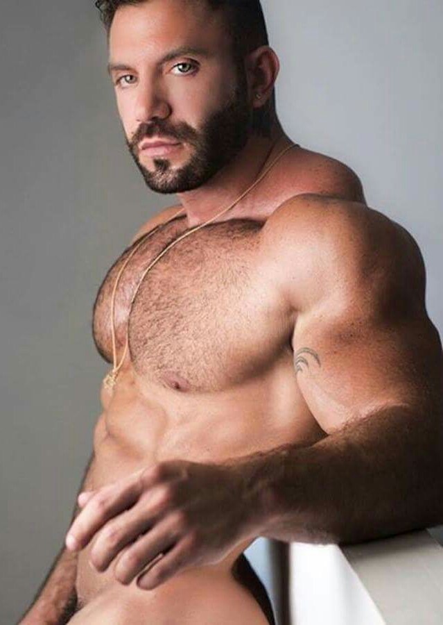 Fur, Tats, Leather and Scruff...