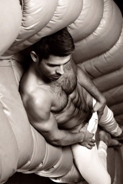 hotmales-n-stuff:  follow Hot Males ‘n