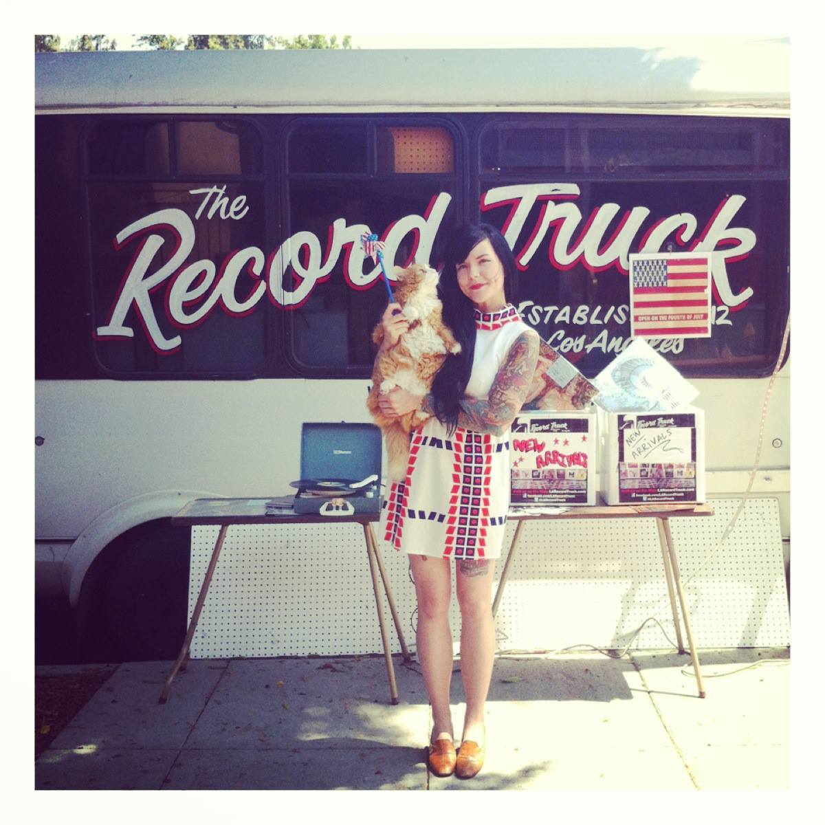 girlsgonevinyl:  THE RECORD TRUCKBearded Lady Vintage 