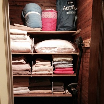 Linen Closet After! #whatgoezwhere