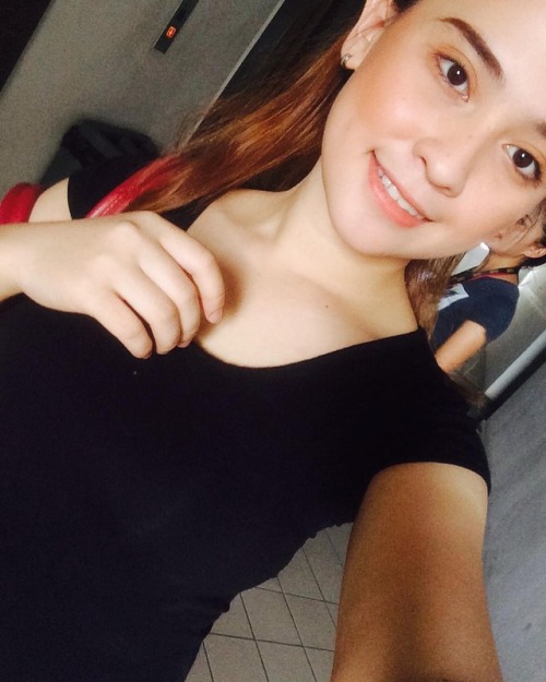 beautifulmalaygirls: It’s Friday!Did you get your monthly girls collections yet? If not visit 