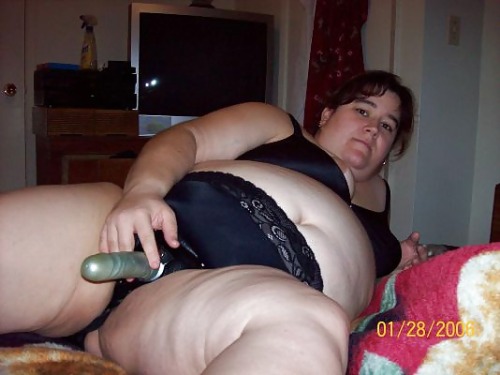 iloveveryfatwomen:  Wanna fuck a horny BBW woman? - CLICK HERE! 