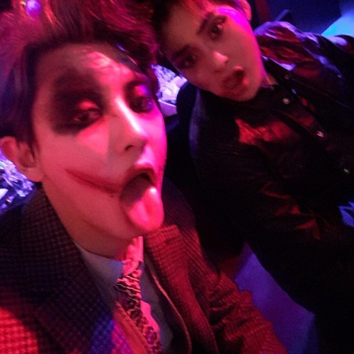 fy-exo: 141104 real__pcy: why so serious? #Halloween