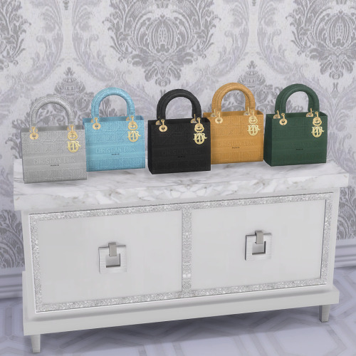 xplatinumxluxexsimsx:platinumluxesims: Christian Dior ‘Lady Dior’ Bag Vol.5 - Cannage Embroidered - 