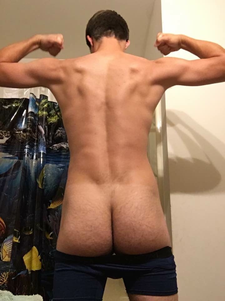 naked-straight-guys:Matt, 19 Interested in seeing more of him or having someone baited?