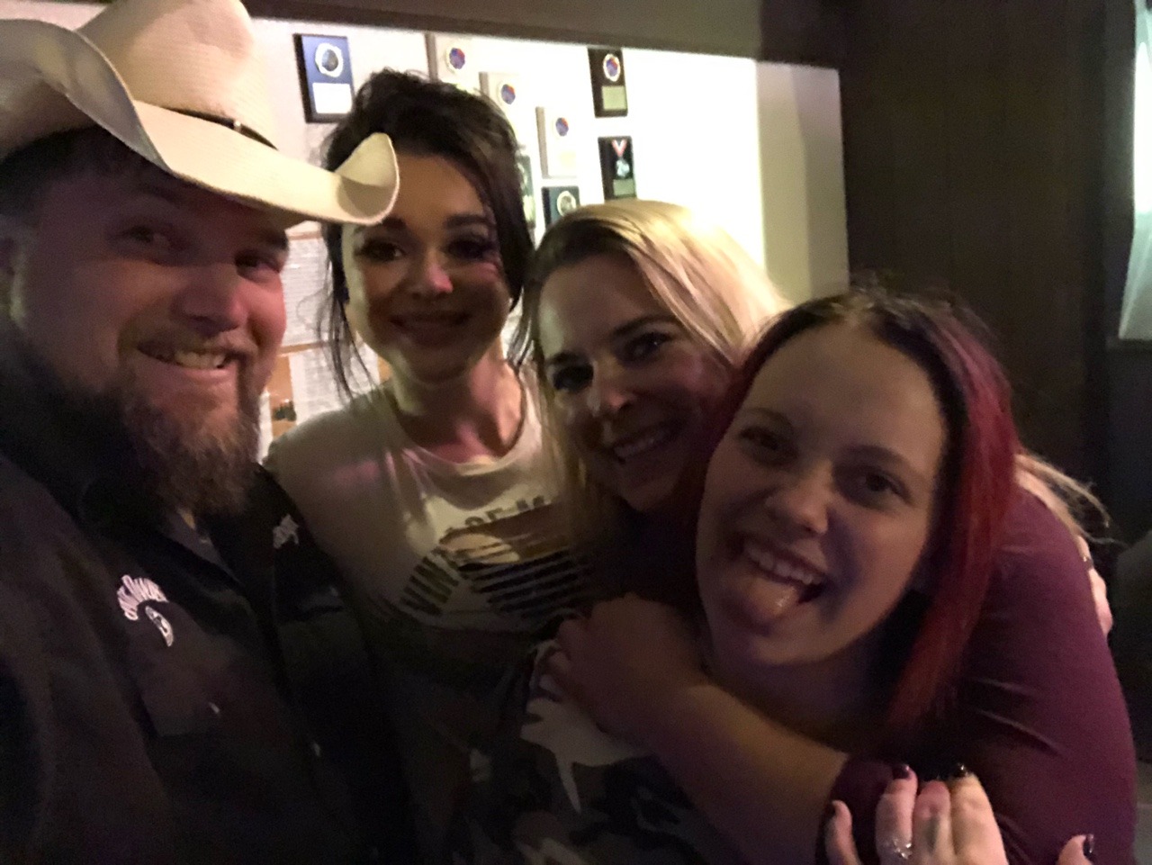 Night out at the bar supporting a friends band, always a good time with these lovely ladies @heyhayfay @dirtycamoprincess @kendarr123 