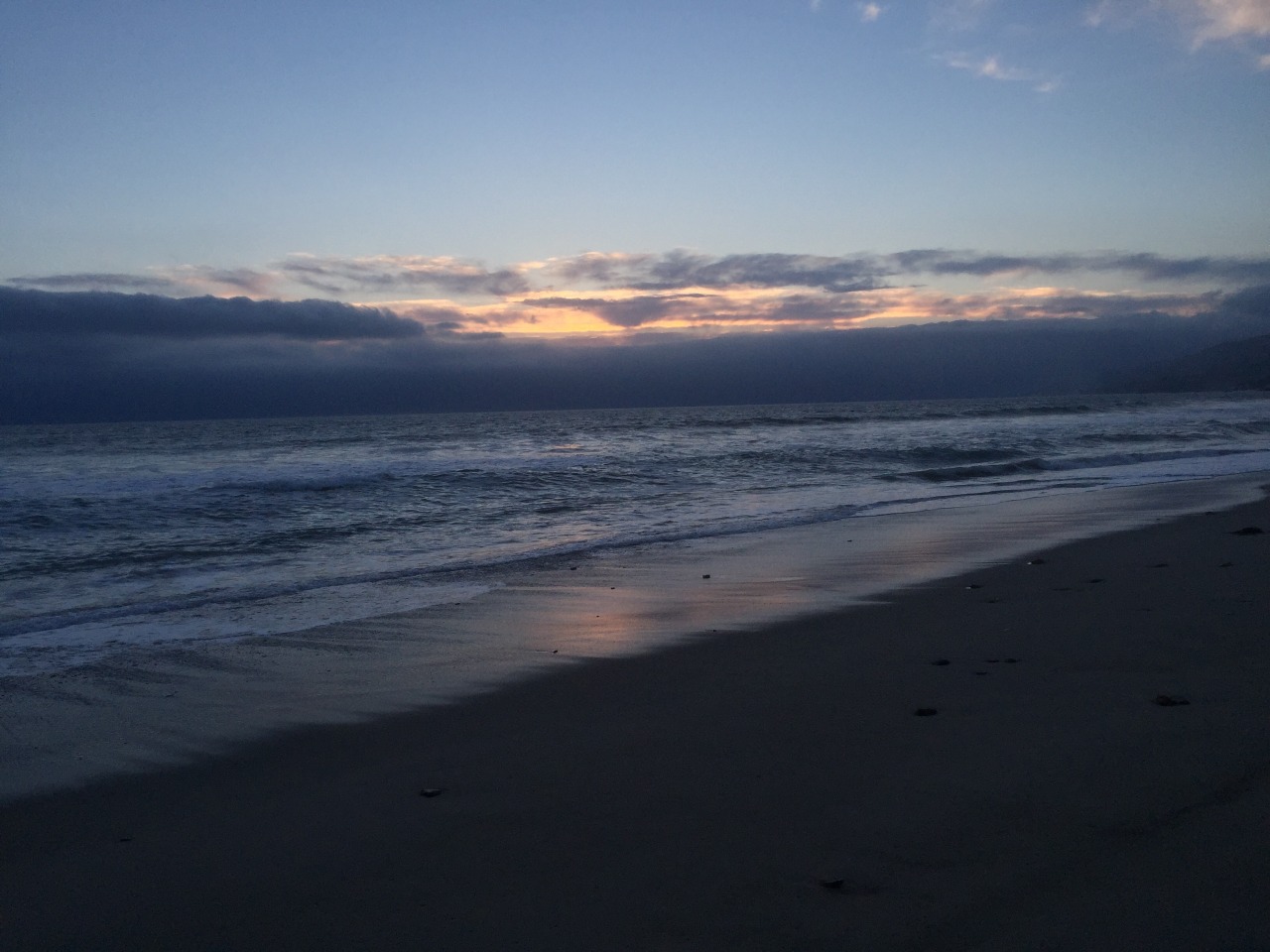 i was driving down the PCH and stopped at this beach in Malibu, it was so calm and