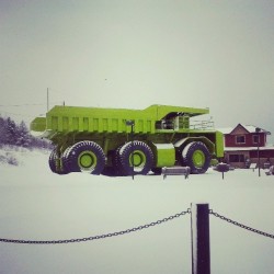 Apparently the largest truck in the world&hellip; #sparwood #roadtrip #apparentlynot