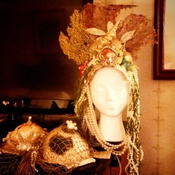 Burlesque legend Holiday O'hara’s headdress