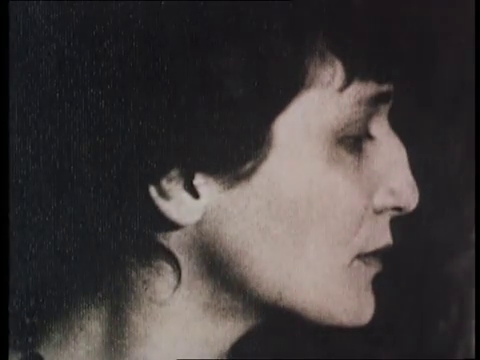 crumbargento:Anna Akhmatova - Semen Aranovitch - 1990 (documentary)https://www.youtube.com/watch?v=ecsQO5Cc3Fg