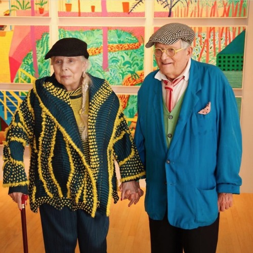 bobdylan-n-jonimitchell:Joni Mitchell with David Hockney, at the L.A. Louver Gallery, February 13, 2