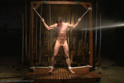 nakedmaleslave:  Faggot torture before imprisonment