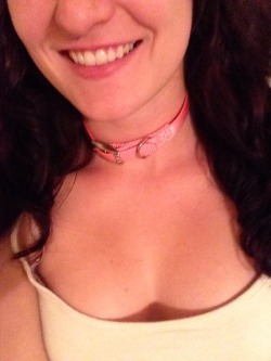 master-is-back:  catsloveandnaughtythings:  GUYS!!!! OMG!!!!! DADDY COLLARED ME!!!!!!! :D sorry its kind of a boob shot too ._. didn’t mean for that to happen  That is one dangerous smile, your daddy is a lucky guy 