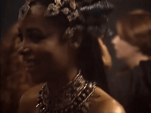 AALIYAH As Queen Akasha On The Set Of Queen Of The Damned (2002)