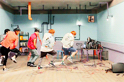 koiyomi:  B1A4 - What’s Happening? (Korean vs. Japanese ver.) 