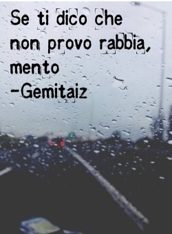 charlottelovegem:  &ldquo;Dico che sto bene ma è solo un insabbiamento, la soddisfazione non arriva è un gran lamento. È inutile sentirsi liberi avendo una gabbia dentro.&rdquo;