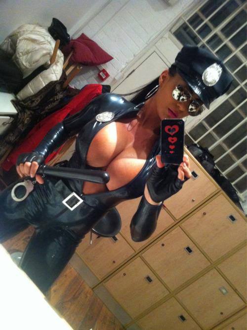 Porn Female rubber cop! photos