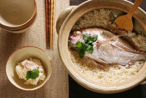 Taimeshi (Sea Bream Rice)