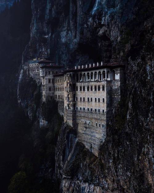 legendary-scholar: The Sumela Monastery is a Greek Orthodox monastery dedicated to the Virgin Mary l