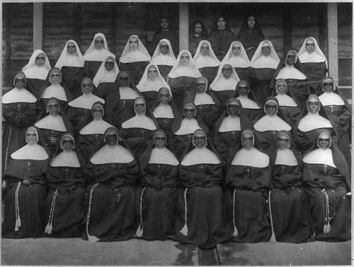 heytoyourmamanem: Sisters of the Holy Family, New Orleans, Louisiana ca. 1899 Reportedly displayed a