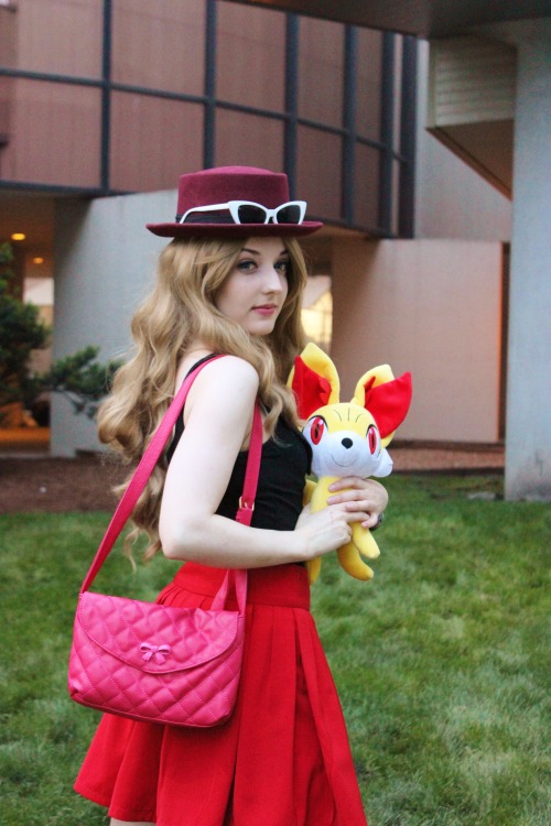 theofficialandrewryan: vampirouette as Serena from Pokemon XY at Anime Central 2015