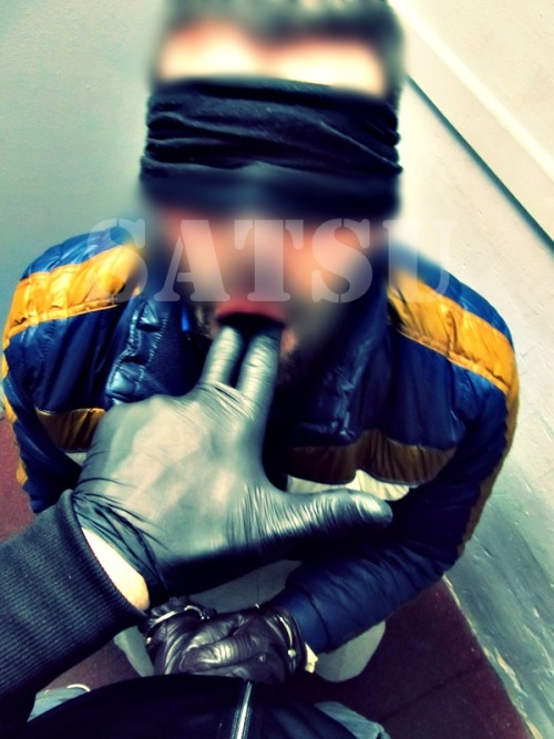 satsu05: Well poor anorak boy…nitril gloves are good “dessert” to end a session&h