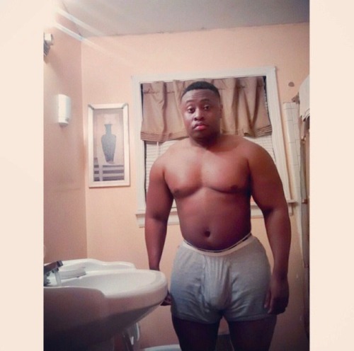 neosoulone:  Damn where is this guy I want him so bad 💦💦👐👣🔍🔎🔦