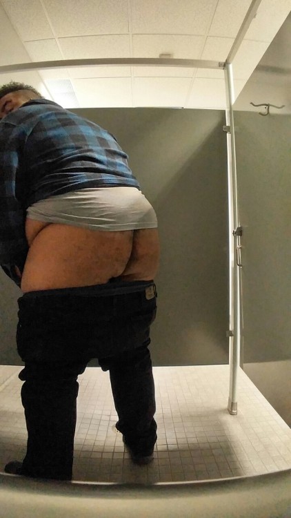 XXX sumoboy69:  wolfgangwolfe:  Just butt things. photo